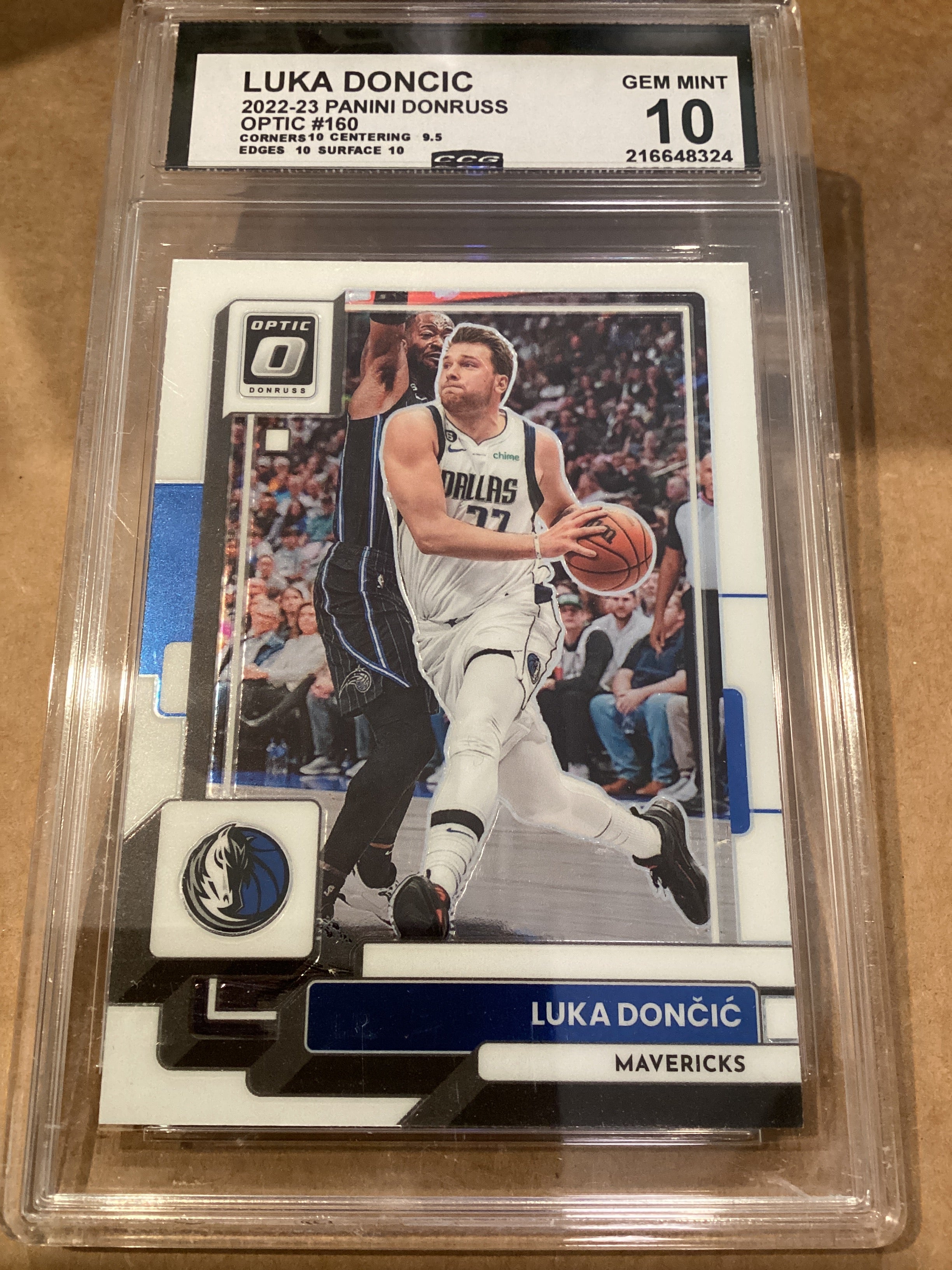 Luka Dončić 2022-years old 23 Panini Donruss Optic