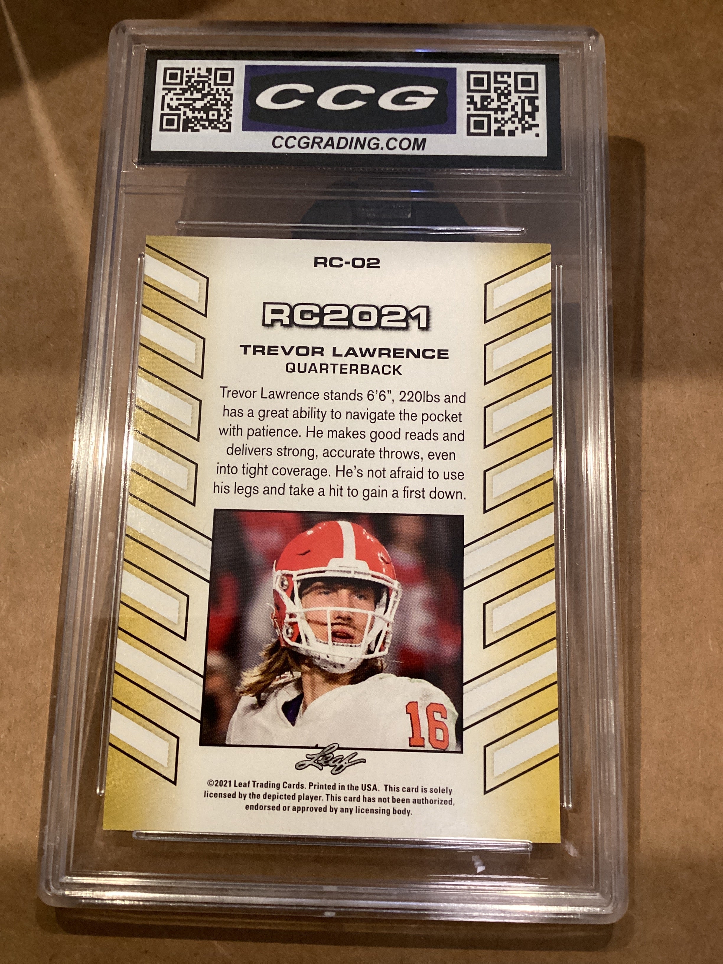 Trevor Lawrence 2021 leaf rookie card