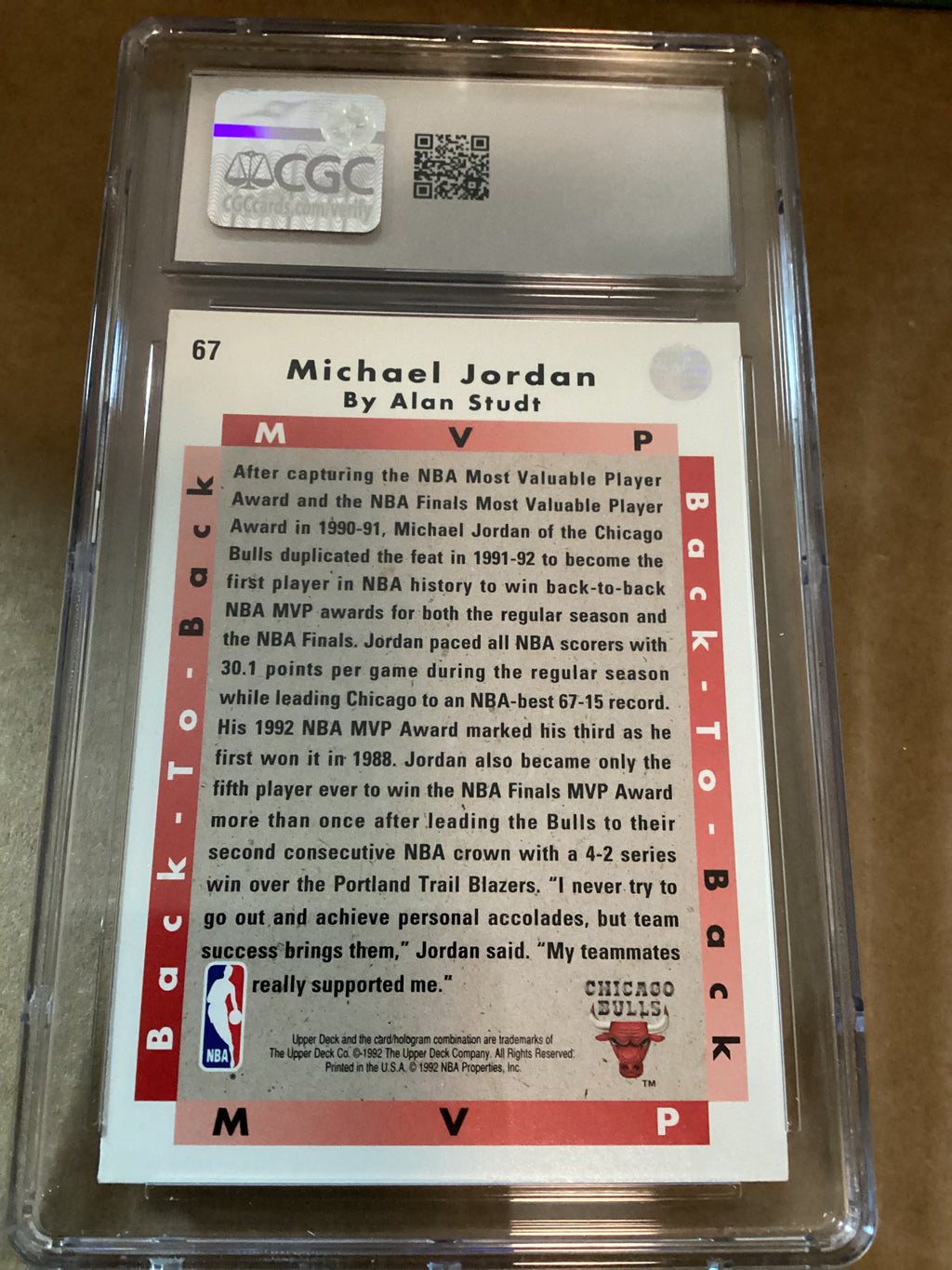 Michael Jordan 1992-93 upper deck Near Mint 7