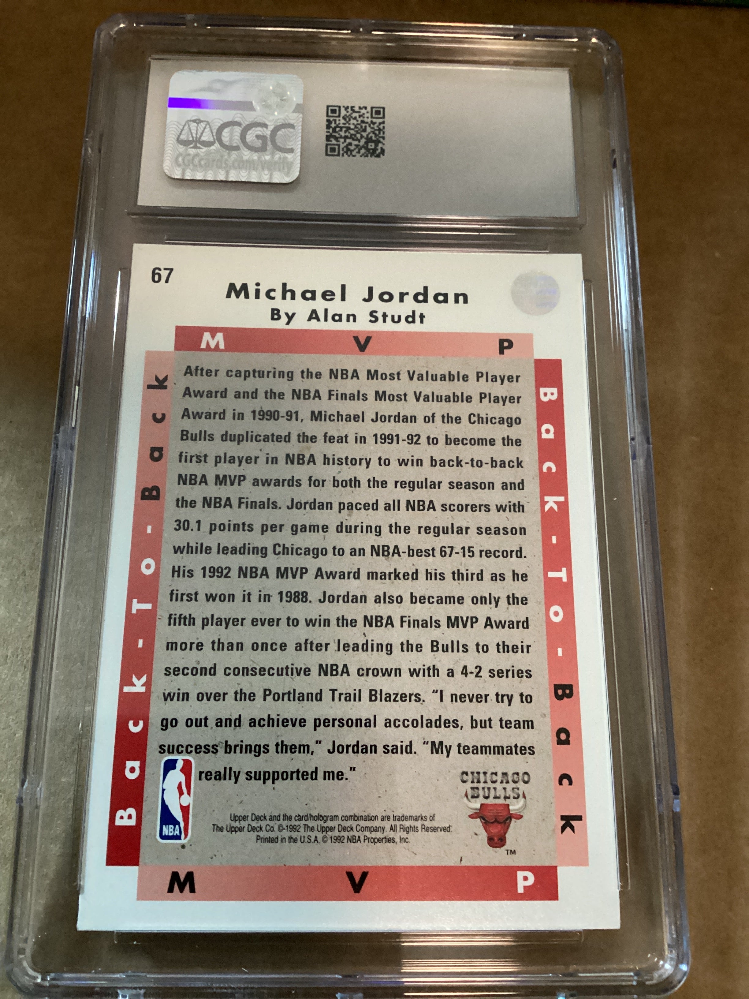 Michael Jordan 1992-93 upper deck Near Mint 7
