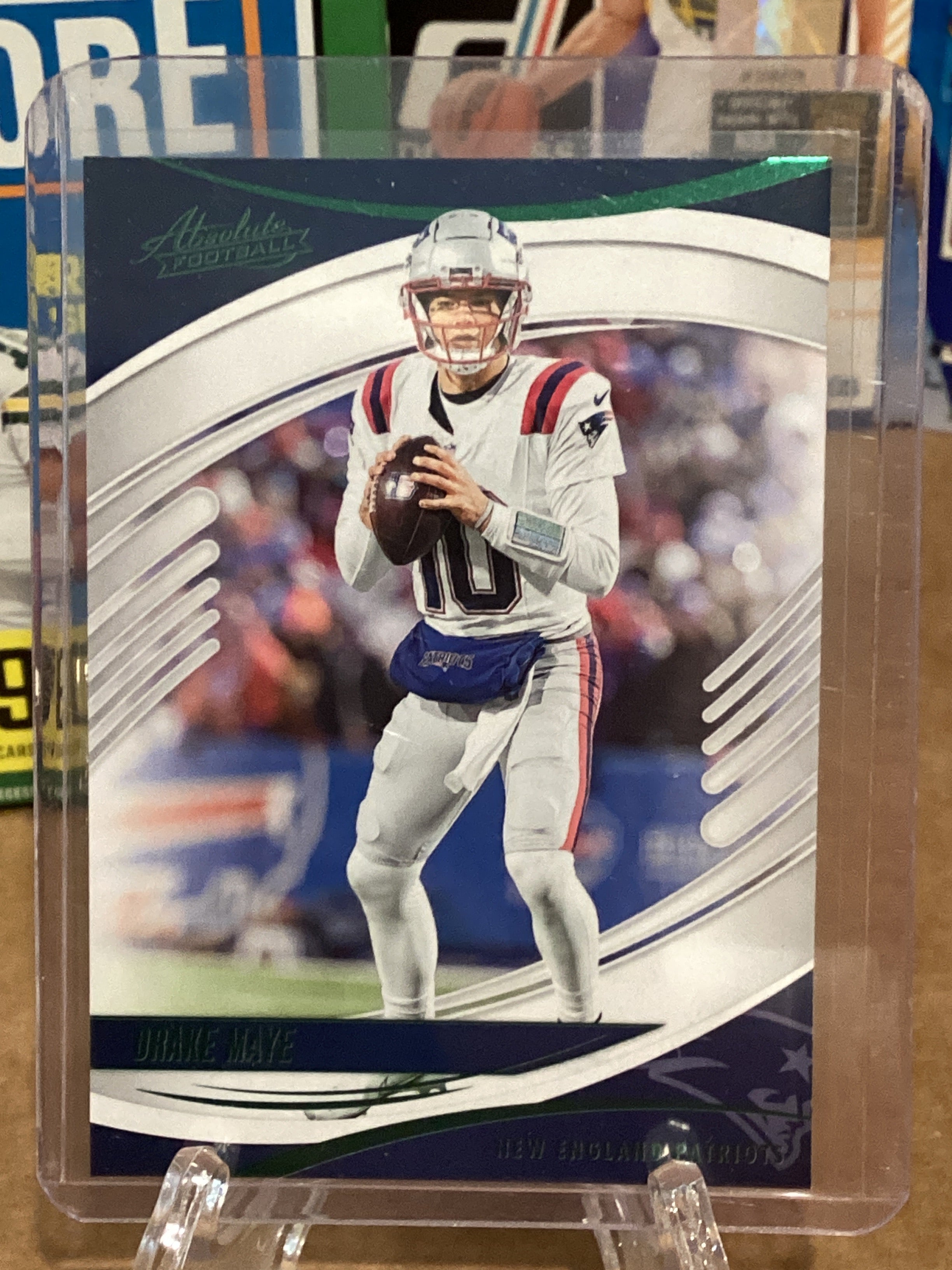 2025 NFL Drake Maye- panini/absolute/green-gem mint